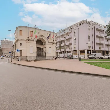 Train Station Apartment Padova