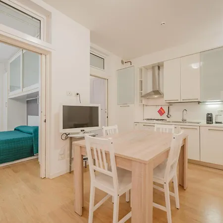 Train Station Apartment Padova